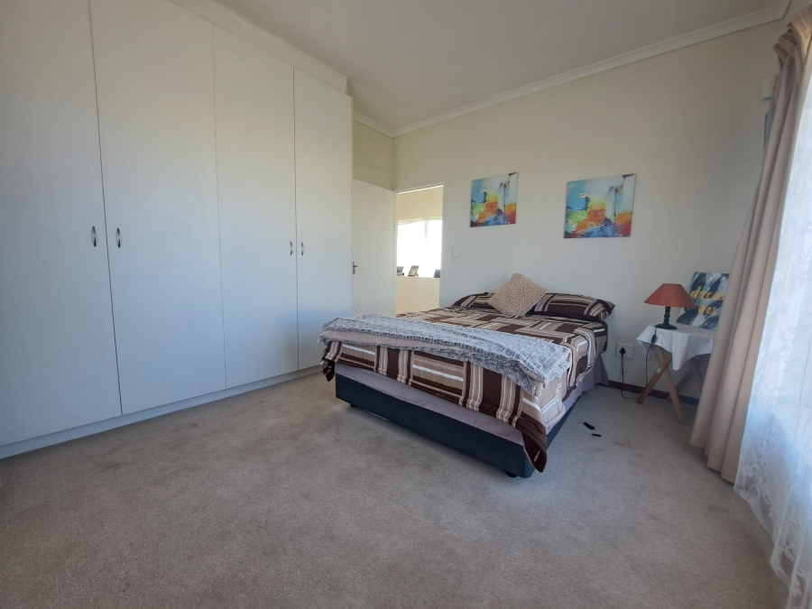 3 Bedroom Property for Sale in Myburgh Park Western Cape